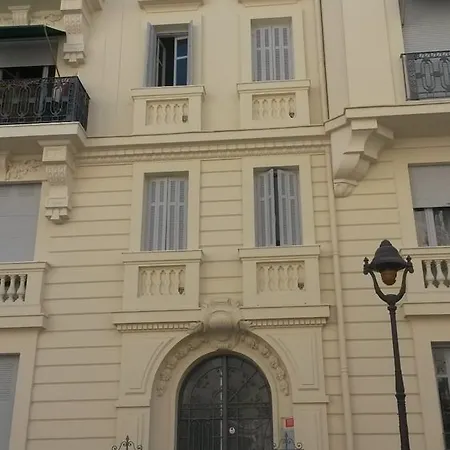 Apartment Palais Du Logis 22